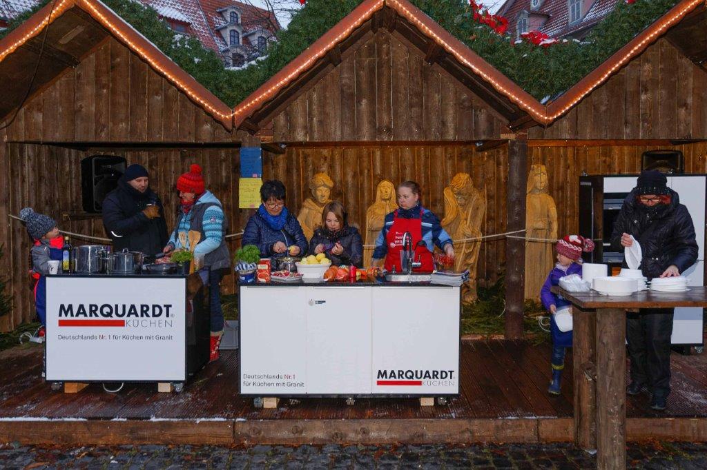 Promikochen auf dem Weihnachtsmarkt in Gotha